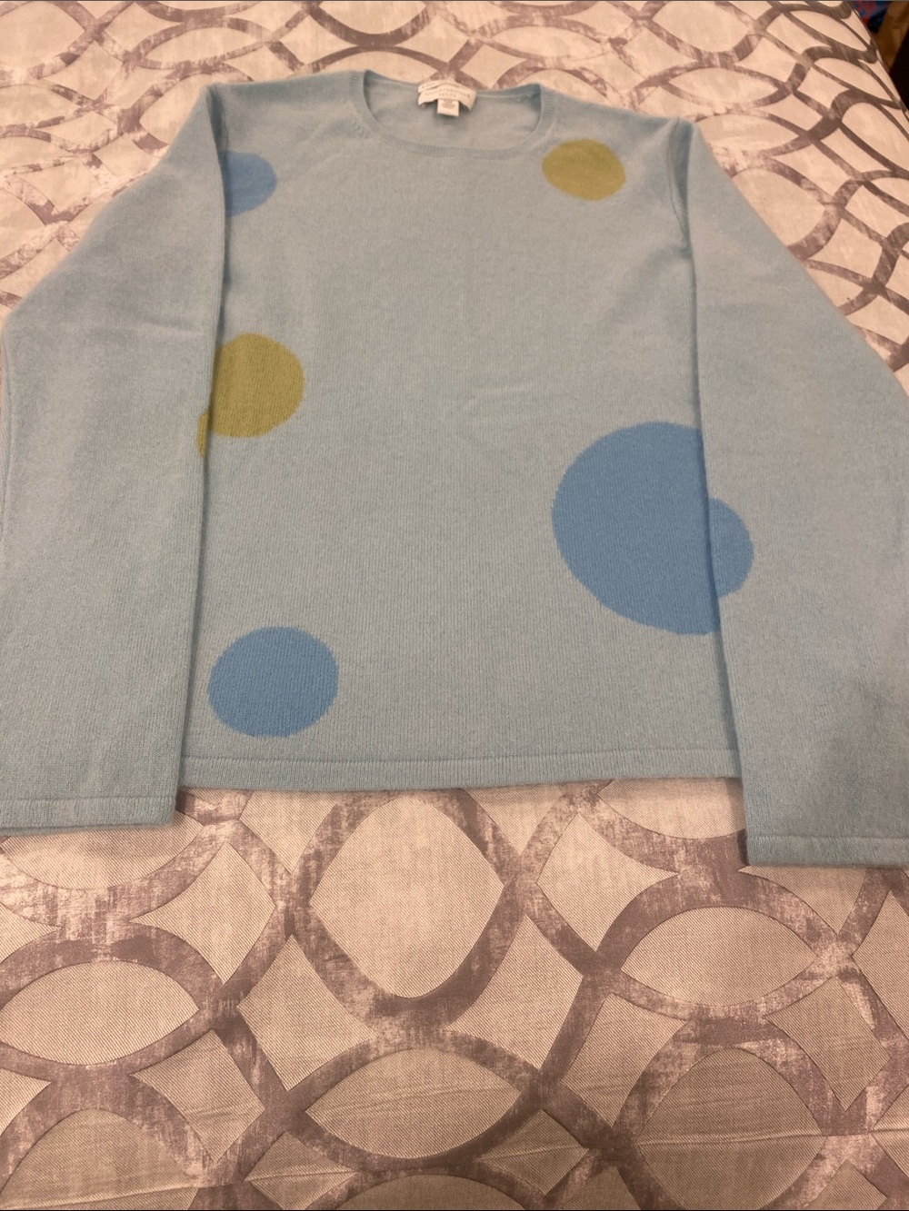 Charter Club Light Blue Dot Crewneck cashmere Sweater
Size petite medium